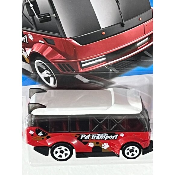 Hot Wheels Kowloon’d Hypervan HW Metro 2024 Collector Car 6/250 1/64 NOC - Picture 4 of 6
